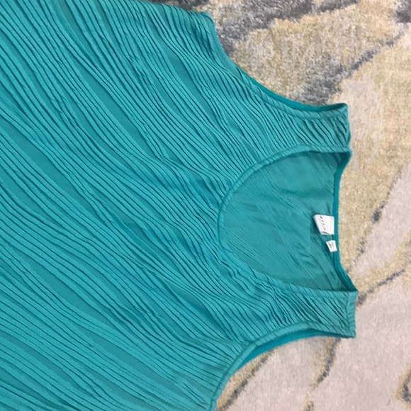 Vila top size L - Picture 2 of 2